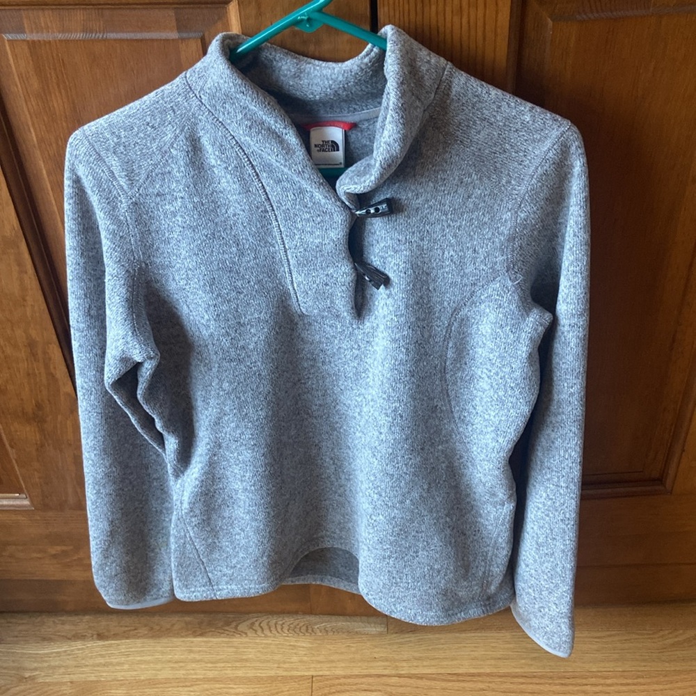 North Face Pull Over Sweater Women’s Medium - image 2